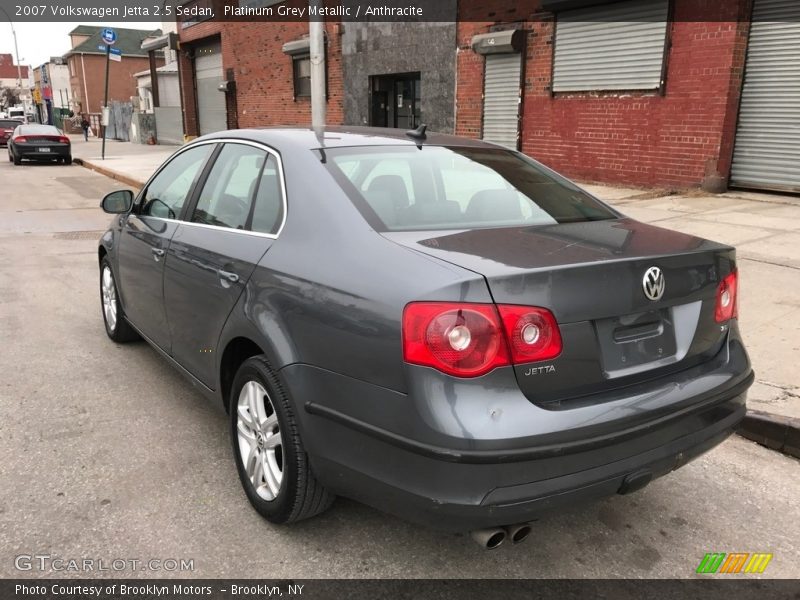 Platinum Grey Metallic / Anthracite 2007 Volkswagen Jetta 2.5 Sedan