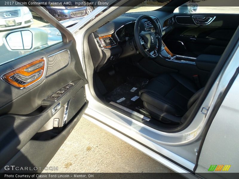 Ingot Silver / Ebony 2017 Lincoln Continental Reserve AWD