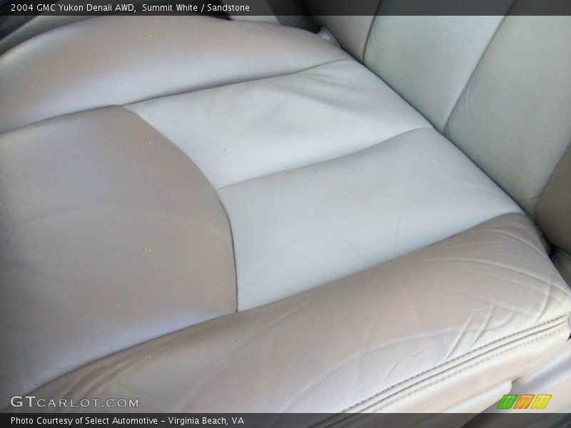 Summit White / Sandstone 2004 GMC Yukon Denali AWD