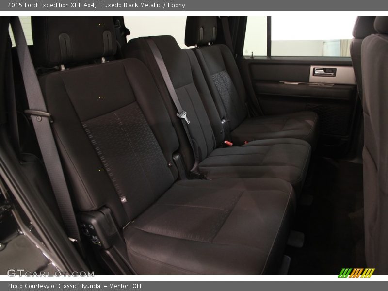 Tuxedo Black Metallic / Ebony 2015 Ford Expedition XLT 4x4