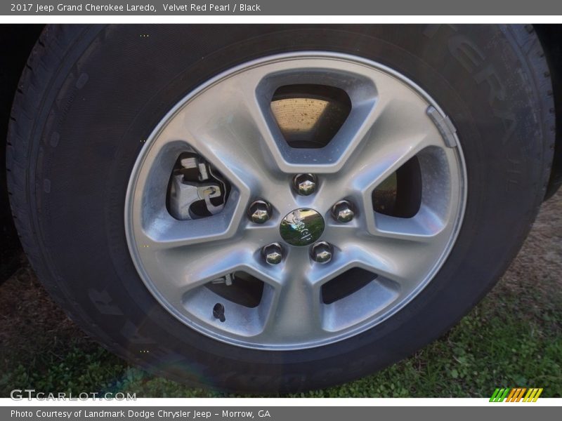 Velvet Red Pearl / Black 2017 Jeep Grand Cherokee Laredo