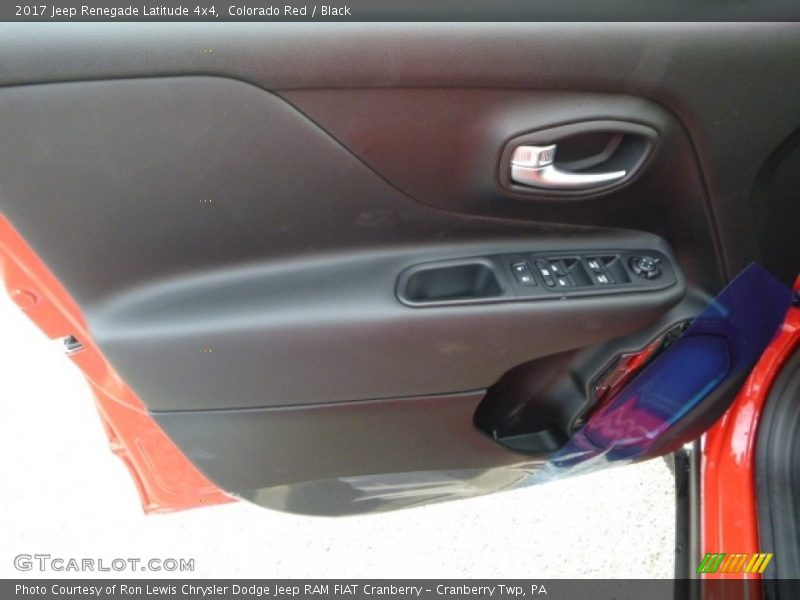 Colorado Red / Black 2017 Jeep Renegade Latitude 4x4