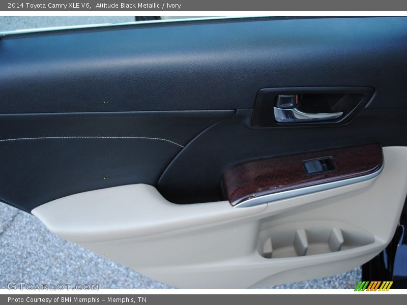 Attitude Black Metallic / Ivory 2014 Toyota Camry XLE V6
