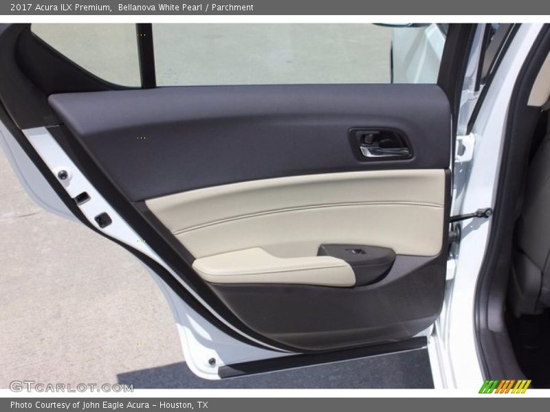Bellanova White Pearl / Parchment 2017 Acura ILX Premium
