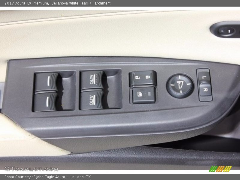 Bellanova White Pearl / Parchment 2017 Acura ILX Premium