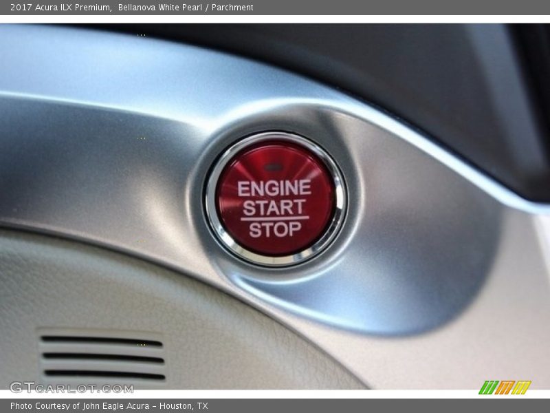 Bellanova White Pearl / Parchment 2017 Acura ILX Premium
