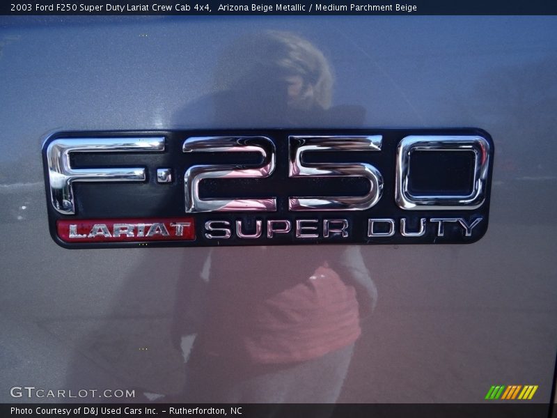 Arizona Beige Metallic / Medium Parchment Beige 2003 Ford F250 Super Duty Lariat Crew Cab 4x4