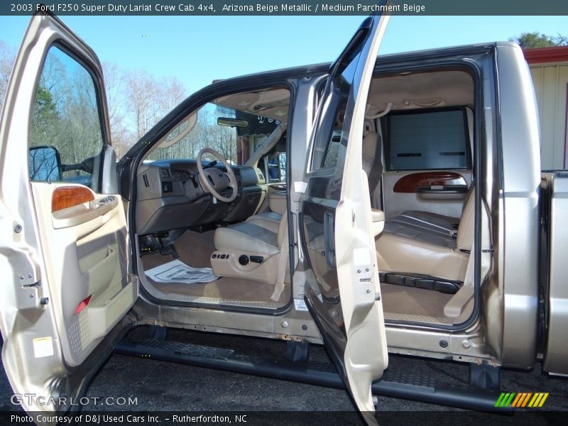 Arizona Beige Metallic / Medium Parchment Beige 2003 Ford F250 Super Duty Lariat Crew Cab 4x4