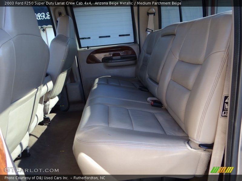 Arizona Beige Metallic / Medium Parchment Beige 2003 Ford F250 Super Duty Lariat Crew Cab 4x4