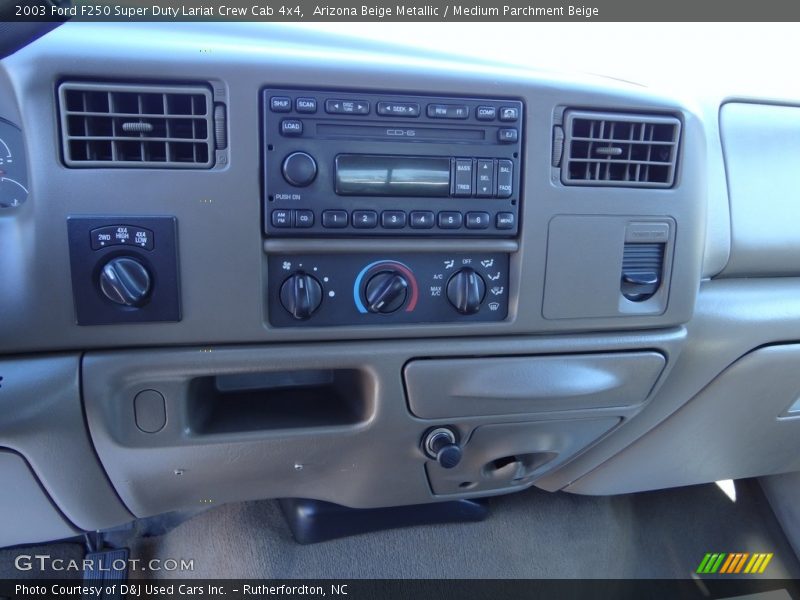 Arizona Beige Metallic / Medium Parchment Beige 2003 Ford F250 Super Duty Lariat Crew Cab 4x4