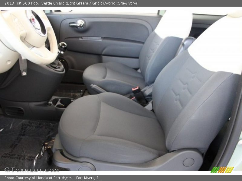 Verde Chiaro (Light Green) / Grigio/Avorio (Gray/Ivory) 2013 Fiat 500 Pop