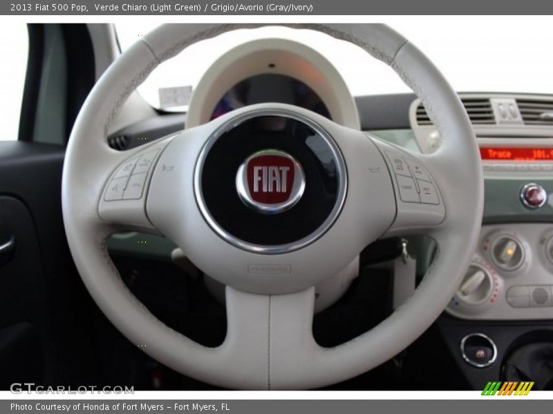 Verde Chiaro (Light Green) / Grigio/Avorio (Gray/Ivory) 2013 Fiat 500 Pop