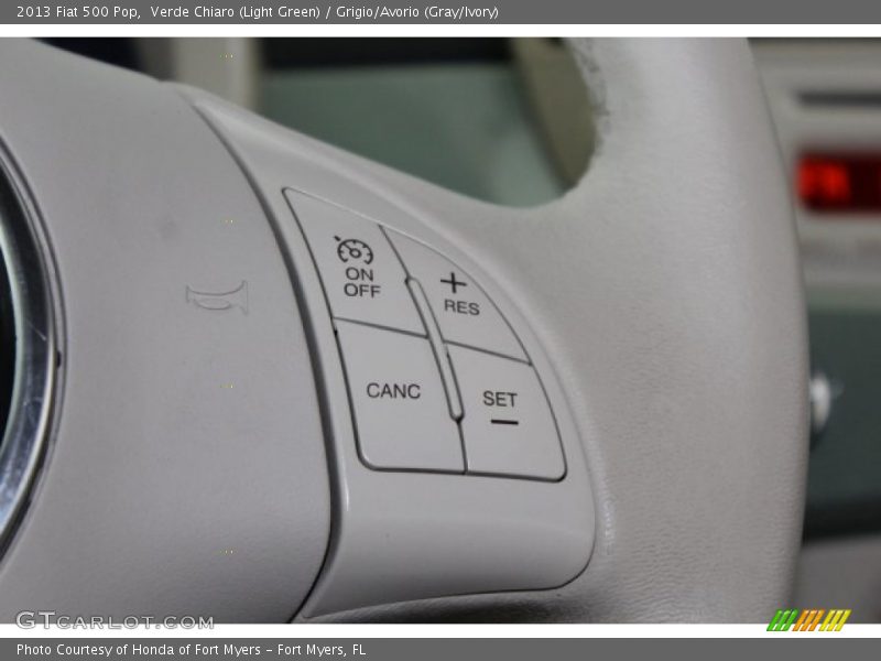Verde Chiaro (Light Green) / Grigio/Avorio (Gray/Ivory) 2013 Fiat 500 Pop