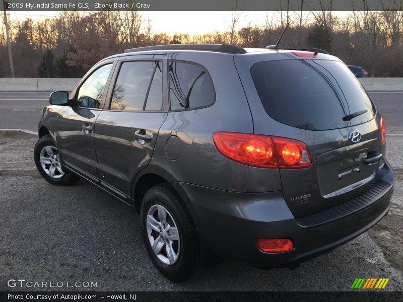 Ebony Black / Gray 2009 Hyundai Santa Fe GLS