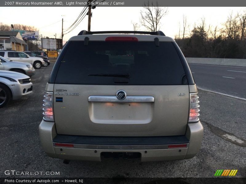 Light French Silk Metallic / Camel 2007 Mercury Mountaineer AWD