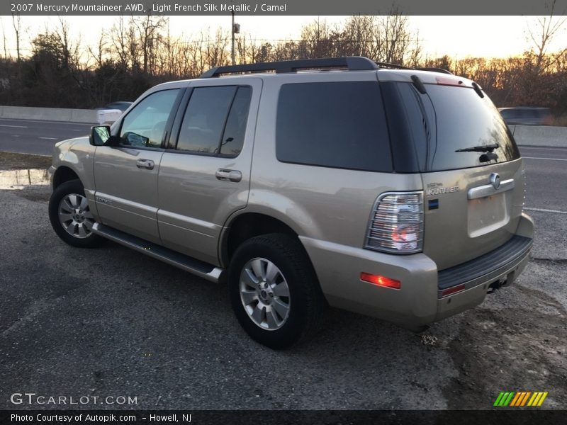 Light French Silk Metallic / Camel 2007 Mercury Mountaineer AWD