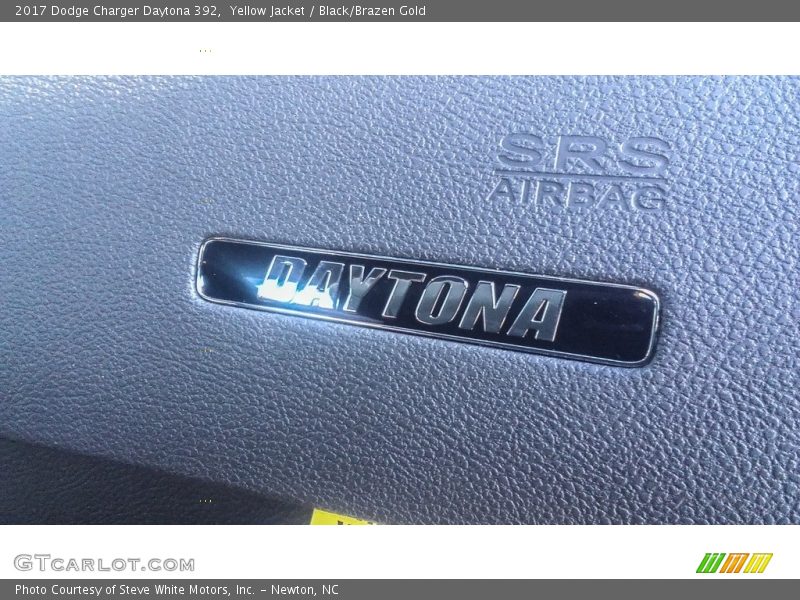 Yellow Jacket / Black/Brazen Gold 2017 Dodge Charger Daytona 392