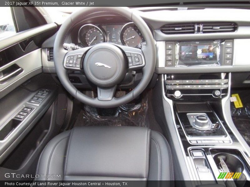 Glacier White / Jet 2017 Jaguar XF 35t Premium