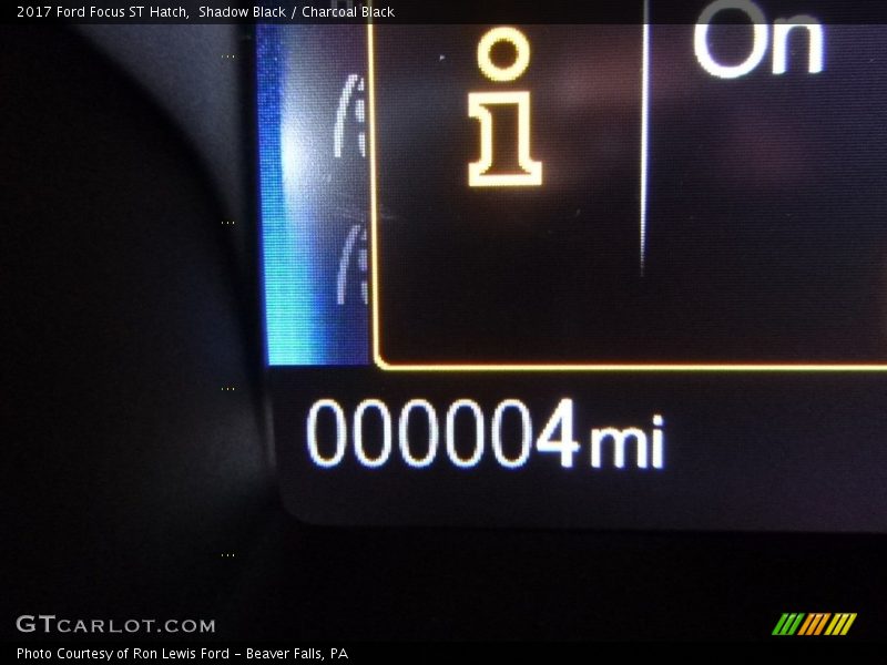 Shadow Black / Charcoal Black 2017 Ford Focus ST Hatch