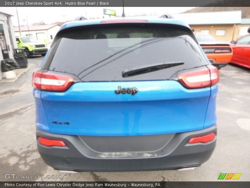 Hydro Blue Pearl / Black 2017 Jeep Cherokee Sport 4x4
