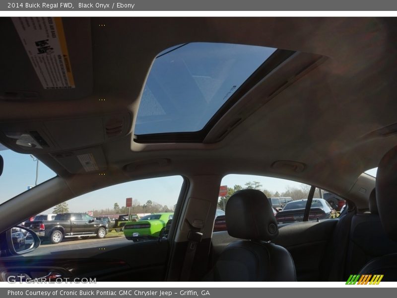 Black Onyx / Ebony 2014 Buick Regal FWD