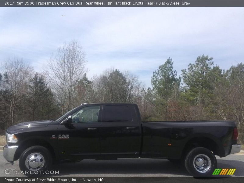 Brilliant Black Crystal Pearl / Black/Diesel Gray 2017 Ram 3500 Tradesman Crew Cab Dual Rear Wheel