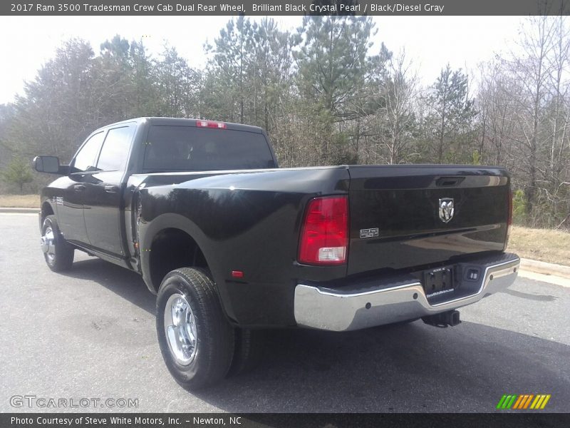 Brilliant Black Crystal Pearl / Black/Diesel Gray 2017 Ram 3500 Tradesman Crew Cab Dual Rear Wheel