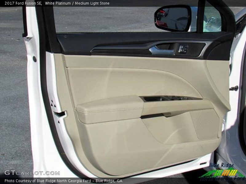 White Platinum / Medium Light Stone 2017 Ford Fusion SE