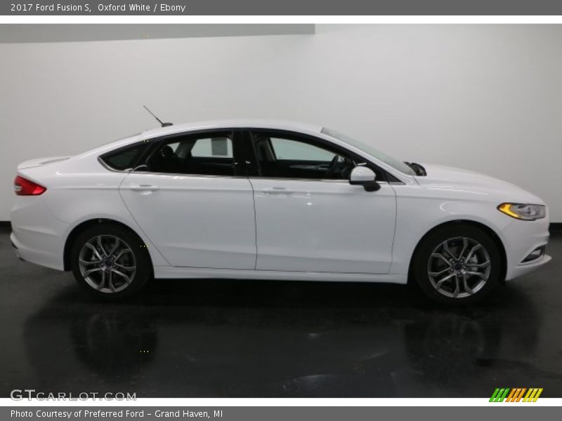 Oxford White / Ebony 2017 Ford Fusion S