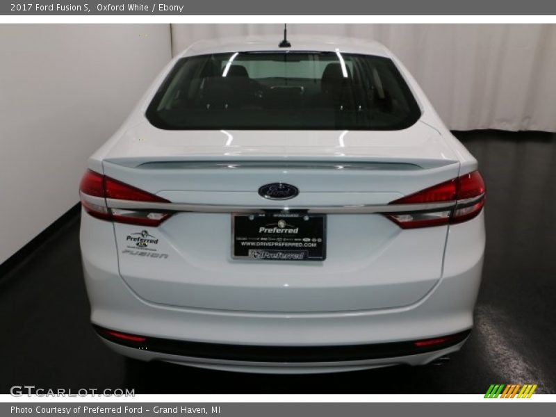 Oxford White / Ebony 2017 Ford Fusion S