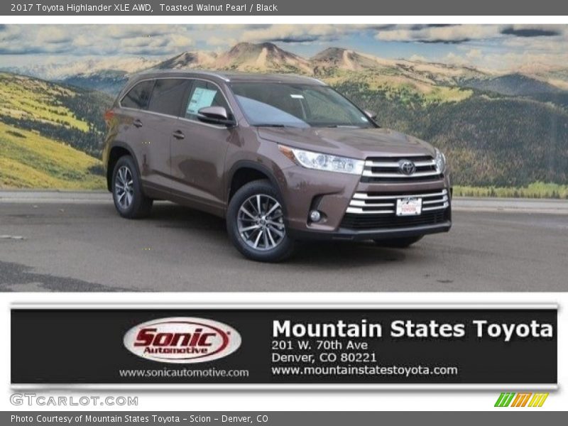 Toasted Walnut Pearl / Black 2017 Toyota Highlander XLE AWD