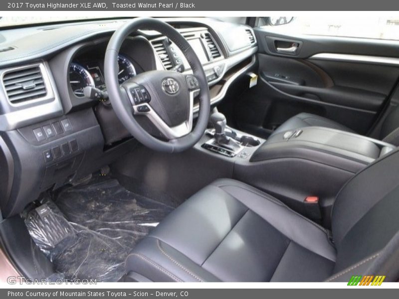 Toasted Walnut Pearl / Black 2017 Toyota Highlander XLE AWD