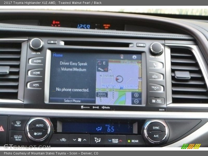 Toasted Walnut Pearl / Black 2017 Toyota Highlander XLE AWD