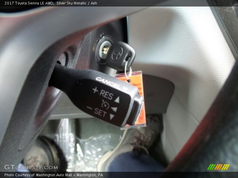 Silver Sky Metallic / Ash 2017 Toyota Sienna LE AWD