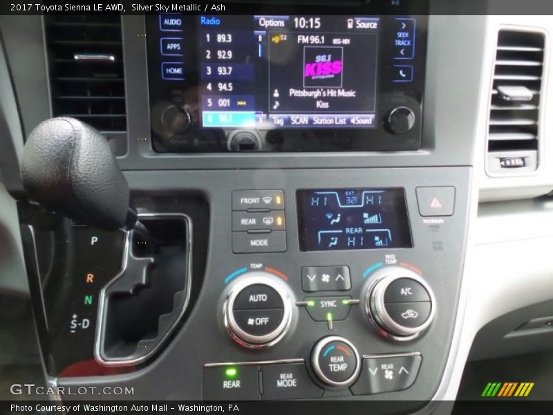 Controls of 2017 Sienna LE AWD