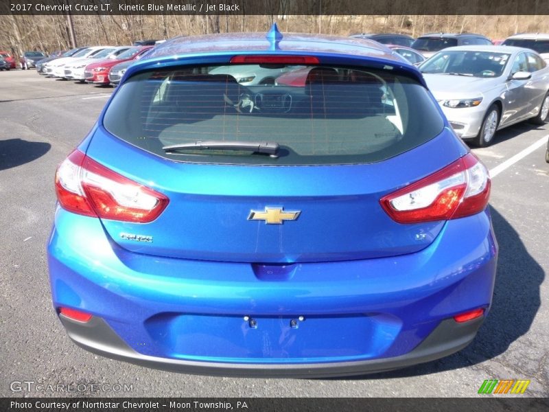 Kinetic Blue Metallic / Jet Black 2017 Chevrolet Cruze LT