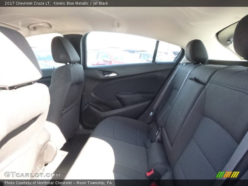 Kinetic Blue Metallic / Jet Black 2017 Chevrolet Cruze LT