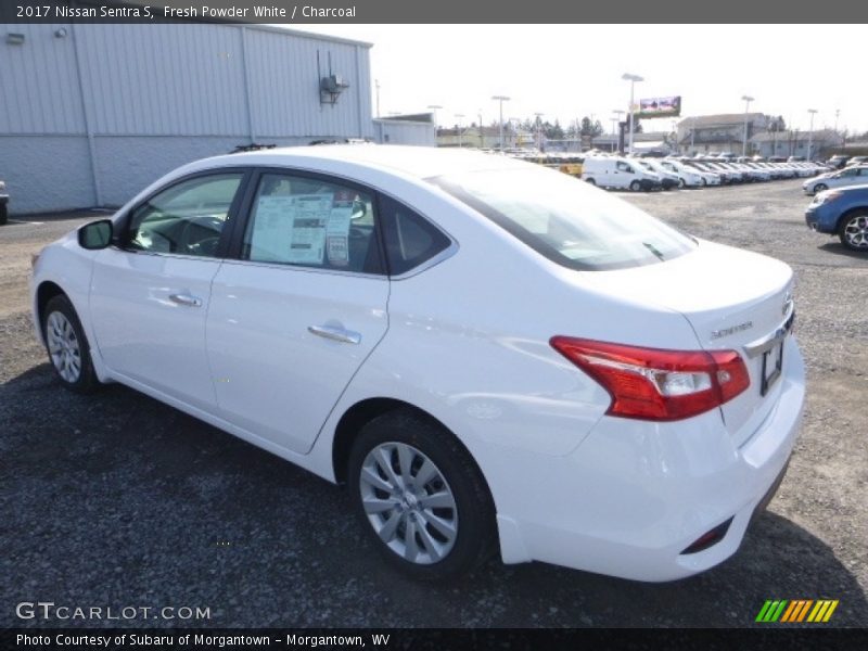 Fresh Powder White / Charcoal 2017 Nissan Sentra S