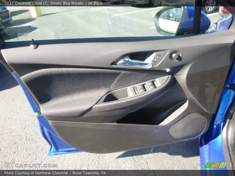 Kinetic Blue Metallic / Jet Black 2017 Chevrolet Cruze LT