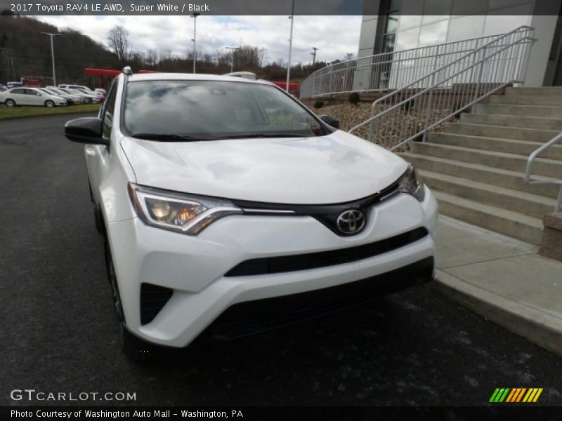Super White / Black 2017 Toyota RAV4 LE AWD