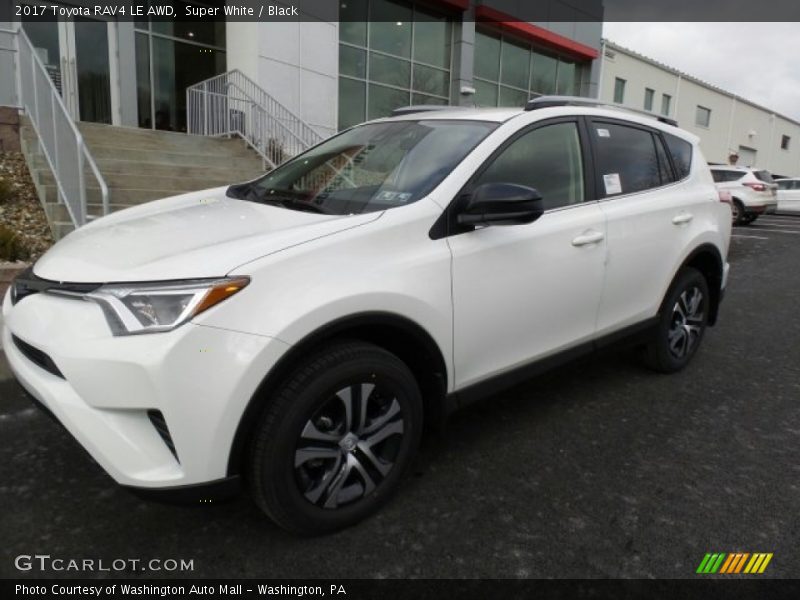 Super White / Black 2017 Toyota RAV4 LE AWD