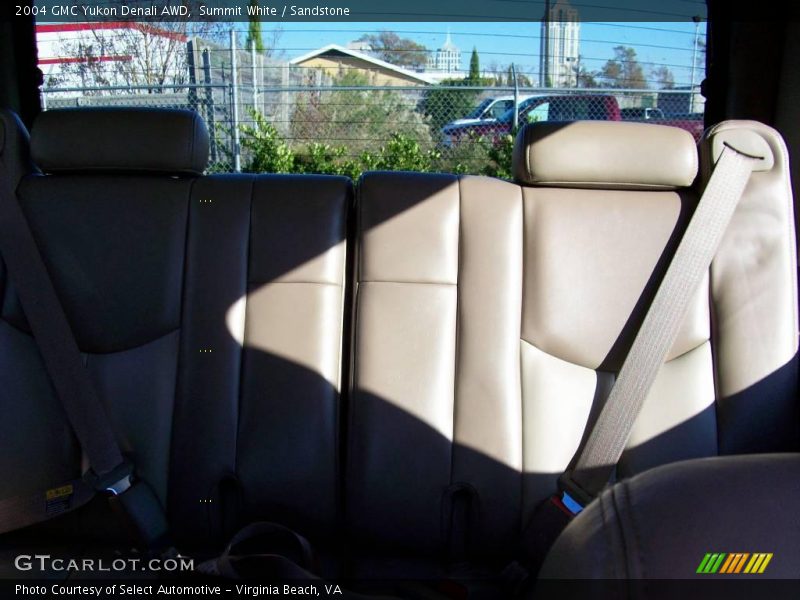 Summit White / Sandstone 2004 GMC Yukon Denali AWD