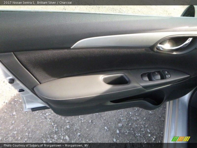 Brilliant Silver / Charcoal 2017 Nissan Sentra S