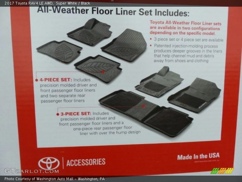 Super White / Black 2017 Toyota RAV4 LE AWD