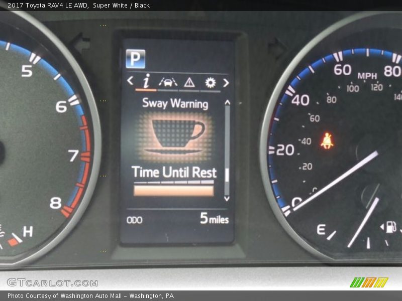 Super White / Black 2017 Toyota RAV4 LE AWD