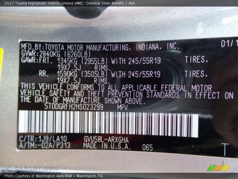 Celestial Silver Metallic / Ash 2017 Toyota Highlander Hybrid Limited AWD
