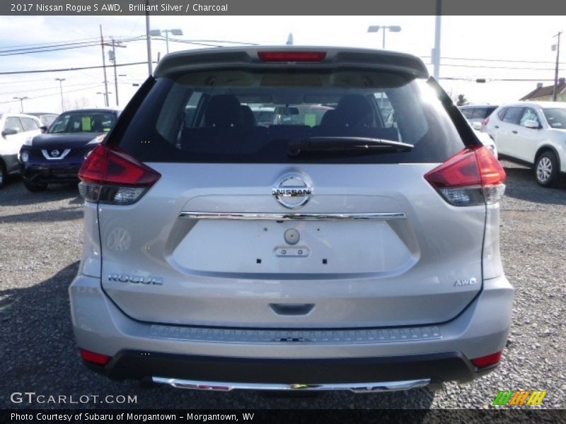 Brilliant Silver / Charcoal 2017 Nissan Rogue S AWD