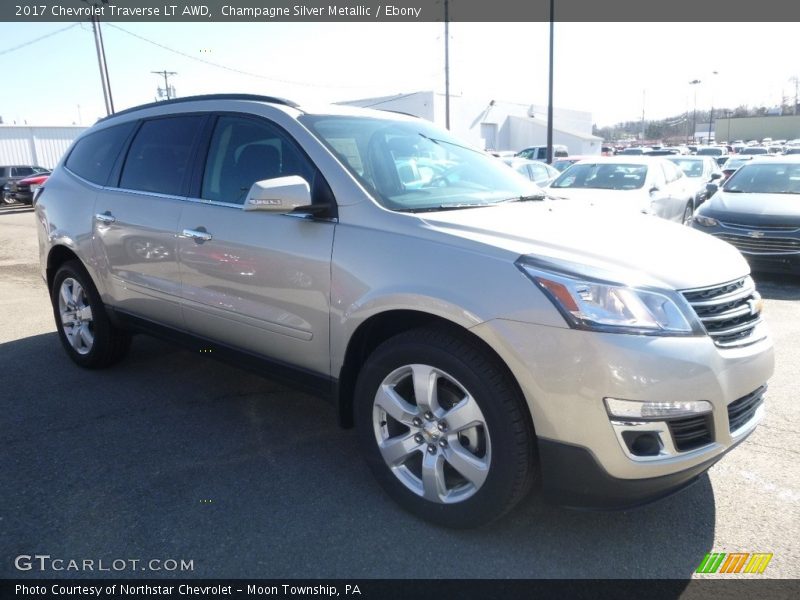 Champagne Silver Metallic / Ebony 2017 Chevrolet Traverse LT AWD