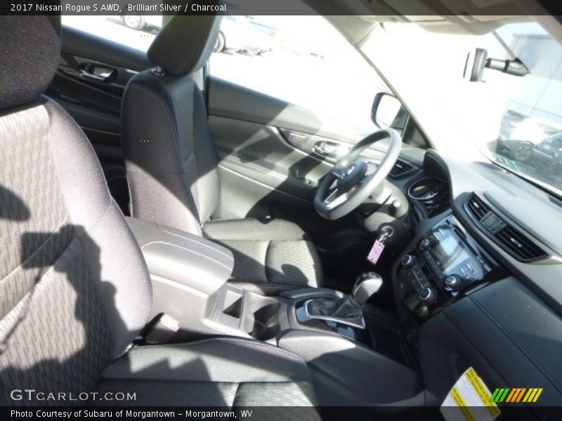 Brilliant Silver / Charcoal 2017 Nissan Rogue S AWD