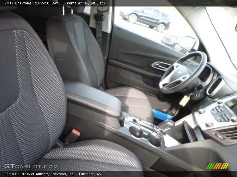 Summit White / Jet Black 2017 Chevrolet Equinox LT AWD